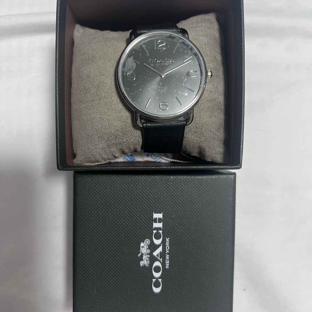 Coach Silver Dial Black Leather Men's Watch